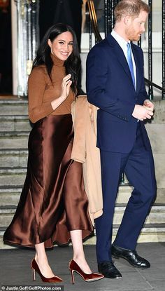 Estilo Meghan Markle, Prince Harry Et Meghan, Outfit Elegantes, Canada House, Prins Harry, Markle Prince Harry, Prince Harry And Megan, Meghan Markle Prince Harry, Prinz Harry