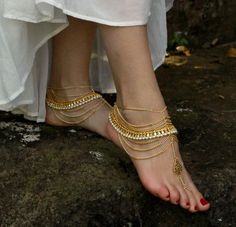 Beach Wedding Sandals, Bijoux Art Nouveau, Barefoot Sandal, Ankle Jewelry, Desi Wedding, Indian Aesthetic