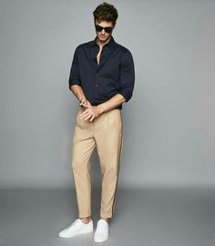 Workwear Inspiration, Men Workwear, Minimalist Fashion Men, Formal Men Outfit, Men Fashion Casual Shirts, Stylish Men Casual