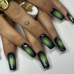 Green And Black Nail Designs, Green And Black Nails, Classy Almond Nails, Black Ombre Nails, Green Nail Art, Hippie Nails, Airbrush Nails, Long Square Acrylic Nails, Stop Staring