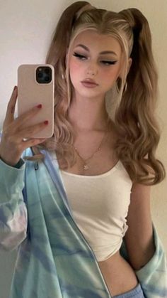 Barbie Hairstyle, Hairstyles For School, Aesthetic Hair, Pretty Hairstyles, Summer Hairstyles, Hair Hacks