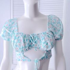 Floral Print Aqua Green Sweetheart Neckline Adjustable Ruching Ties In The Front Short Sleeve With Elastic Shoulder Functional Tie At Waistline Tie In The Front Blue Tie Back Crop Top For Spring, Cute Blue Crop Top For Summer, Cute Spring Tie Back Tops, Floral Wrap Top, Sheer Crop Top, Purple Crop Top, High Neck Crop Top, Floral Print Crop Top, Zara Crop Top