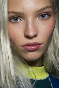 Fake It Until You Make It: Bronze Glow Magadan Russia, Skin Editorial, Sasha Luss, Fleur Delacour, Russian Model, Runway Beauty, Pink Cheeks, Beauty Guide, Beauty Goals