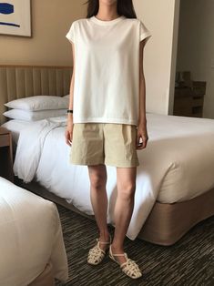 100% silkat cotton basic T-shirt with rounded neckline. Off the shoulder style with shorter sleeve length. Model is wearing a MINUSEY ONE SIZE. ✔️ Free worldwide express shipping over $100✔️ Loved by 6,500+ customers✔️ Limited edition collections, maximum style⠀⠀⠀⠀⠀⠀⠀⠀⠀Stay ahead of the trend with can’t-find-anywhere-else staples. Your closet will thank you 💕 * MINUSEY ONE SIZE = EU 34-38, US 2-6* 100% Silkat Processing Cotton* Dry clean* Made in Korea - Model Height: 173cm/5'8" (US4, EU36) Casual Workwear T-shirt With Shirttail Hem, Relaxed Fit Cotton Short Sleeve Work Top, Everyday Short Sleeve Muscle Tee For Spring, Relaxed Fit Cotton Short Sleeve Top For Work, Cotton Relaxed Fit Short Sleeve Top For Work, Crew Neck Short Sleeve Top For Summer, Summer Crew Neck Short Sleeve Top For Everyday, Everyday Summer Crew Neck Short Sleeve Top, Everyday Crew Neck Short Sleeve Top For Summer