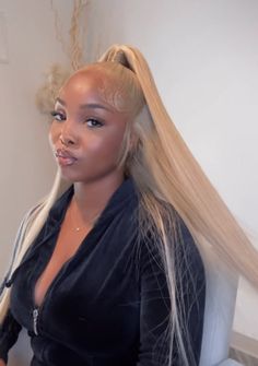 Black Hair Bun, Frontal Wig Hairstyles, Birthday Hairstyles, Frontal Hairstyles, Blonde Hair Looks, Dope Hairstyles, Hair Laid, Hair Ponytail Styles, Sleek Ponytail