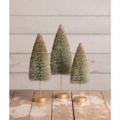 LC1650 Holiday/Halloween/Halloween Indoor Decor Bethany Lowe Designs, Brush Trees, Bethany Lowe, Halloween Decorations Indoor, Bottle Brush Trees, Bottle Brush, Dream Decor, Holiday Design, Indoor Decor