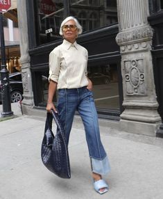 Grece Ghanem, Winter Wear Women, Denim Street Style, Go Big Or Go Home, Style Casual Chic, Stylish Work Attire, Effortlessly Chic Outfits, Color Play, Future Outfit