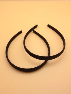 Qty: 10pcs Size: 15mm Wide (1 inch=25.4mm) Color: black Please feel free to convo me for other quantity. Check out my other items as we're adding new items everyday. Blank Hats, Satin Noir, Animal Ears, Hat Making, Headband Hairstyles, Hat Hairstyles, Black Satin, New Items, Satin