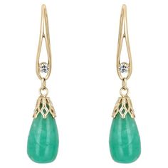 A pair of 14K Solid Gold, French Hook Earrings, features dangling briolette cabochon shaped Natural Colombian Emeralds. Stylish, easy to wear and they easily slide into place. The yellow gold hook is accented with a flawless diamond. Its style adds some swing, while holding them securely and comfortably on the earlobes. As with all natural gems, inclusions may occur that make each stone unique without taking away from the beauty and sparkle. A perfect gift that would never be forgotten. Enjoy th Diamond Dangling Earrings, Colombian Emerald Ring, Emerald Cabochon, Flawless Diamond, French Hook Earrings, Professional Jewelry, Colombian Emeralds, Yellow Gold Setting, Fabulous Jewelry