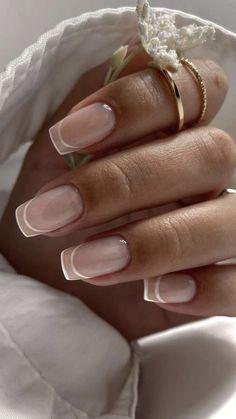 Classy Nails Acrylic, Acrylic Nails Simple, Summer Nails Ideas, Nails Minimalist, Builder Gel Nails, Summer Nail Designs, Edgy Nails, Classy Acrylic Nails