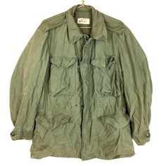 Vintage Us Military Field Jacket Small Green Vietnam Distressed 60s 70s Size/Measurements (Based in inches) Size - Small Pit to pit - 22" Length - 29" Shoulder to cuff - 24" Condition / Details Missing tag Vintage fading to the original color of the fabric Missing inner lining Minor distressing on right cuff Stains found on front, on back and on both sleeves Missing button on right cuff Combined Shipping: We provide combined shipping, please contact us for a quote Vintage Khaki Outerwear With Patch Pockets, Retro Long Sleeve Utility Jacket For Fall, Retro Long Sleeve Utility Jacket For Outdoor, Retro Utility Jacket With Patch Pockets, Retro Outerwear With Patch Pockets For Spring, Vintage Khaki Fall Outerwear, Retro Khaki Outerwear For Spring, Retro Spring Outerwear With Patch Pockets, Vintage Spring Outerwear With Pockets