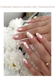 French Manicure Chrome: A Modern Twist on Timeless Beauty Ongles Rose Pastel, Light Colored Nails, Colored Nail Tips, Nail Salon Design, Transparent Nails, Get Nails, Stick On Nails, Elegant Nails, Bridal Nails