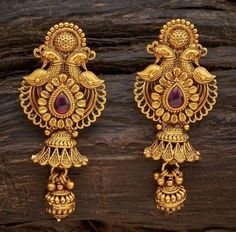 Present Beautiful Gold Earrings with Floral Design  Traditional Indian Jhumkas Gold Jhumka Earrings Antique Gold Earrings Simple, Earings Design Gold New Model, Jumka Design Gold, Jumkas Gold, Latest Gold Earrings, Jhumkas Gold, Gold Earrings Bridal, Earrings Latest