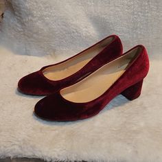 Cl By Laundry Women Burgundy Velvet Princess Shoes Size 6.5 M Renaissance Gothic Victoria Style It's Very Rare And Hard To Find. Heel Height 2" Round Toe Excellent Condition,Cushioned Comfortable,Solid Stylish Elegant, Classic, Peasant,Princess. Perfect For Special Occasions, Weddings, New Years Holidays. Its Feary Tail, Shose Halloween, Thanksgiving Special Occasions Shose Brand New Without Tag Has Never Been Used. Perfect Condition Burgundy Almond Toe Heels Medium Width, Burgundy Low Heel Heels With Medium Width, Burgundy Low Heel Medium Width Heels, Tudor Shoes, Victoria Style, Victoria Fashion, Princess Shoes, Burgundy Velvet, New Year Holidays