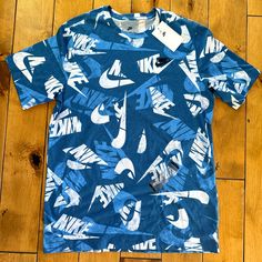 Men’s Nike 2021 New With Tags L-Tall T-Shirt All Over Logo S Logo, Logo Shirt, Nike White, Nike Shirts, White Nikes, Men's Nike, Casual T Shirts, Nike Men, White Blue