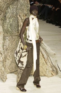 dolce & gabbana fall winter 2002 Alek Wek, Serena Van Der Woodsen, Archive Fashion, The Embrace, Autumn 2024, Late 90s, Bella Hadid