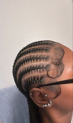 Braid Back Hairstyles, Pretty Little Thing Finds, 8 Stitch Braids, Braids Edges, Straight Backs, Feed In Braids Hairstyles, Box Braids Hairstyles For Black Women, Cute Braided Hairstyles, Cute Box Braids Hairstyles