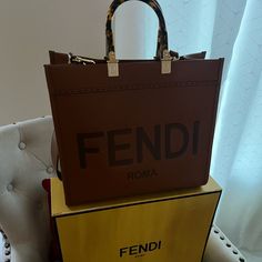 Brown In Color , Excellent Condition, 11 Months Old .. Fendi Sunshine Medium, Fendi Sunshine, Fendi Peekaboo Bag, Sac Louis Vuitton, Fendi Tote, Fendi Mini, Fendi Fashion, Fendi Bag, Fendi Peekaboo