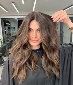 Medium Brown Golden Hair, Dimensional Brunette Hair Color, Brown Sugar Burnett Hair, Simple Brunette Hair Color, Expensive Light Brunette, Natural Brown Hair With Dimension, Light Brown Hair Balayage Brunettes, Low Light Brown Hair, Neutral Balayage Brunettes