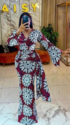 A gown is a formal dress. When your date to a party or dance is wearing a tuxedo, you'll probably want to wear a gown. There are many different kinds of gowns, including ball gowns, and wedding gowns Nigerian Dress Styles, Classy Gowns, African Print Dress Ankara, Homecoming Makeup Black