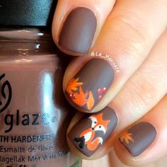 Irresistible Thanksgiving Nails Ideas For Every Taste ★ See more: https://glaminati.com/thanksgiving-nails-ideas/ Fox Nail Designs, Fox Nails Designs, Turkey Nails, November Nails