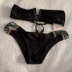 Beach Candy Of California Sz Xs Black Bikini W/ Swarovski Elements Detail. Very Posh/ James Bondish. Nwt Gorgeous, 1 Of A Kind! Luxury Fitted Swimwear For Vacation, Glamorous Black Swimwear For Beach, Luxury Fitted Swimwear For Evening, Luxury Fitted Black Swimwear, Glamorous Fitted Swimwear For Pool, Elegant Evening Swimwear For Beach Season, Chic Evening Swimwear For Beach Season, Bottega Veneta Heels, Beach Candy