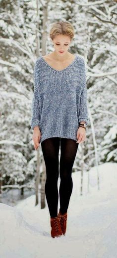 It's all about the sweater. Simple. Clean. Warm.Wonderful. Cute Leggings, Inspired Outfits, Black Tights, Fall Sweaters, Style Outfits, Sweaters Oversized