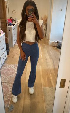 Southern Outfits, Cute Preppy Outfits, Cute Comfy Outfits, Simple Trendy Outfits, Cute Everyday Outfits, Cute Simple Outfits, Outfit Inspo Fall, Lookbook Outfits