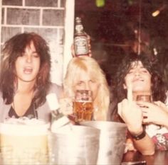 Mick Mars, Vince Neil, Motley Crüe, 80s Rock, 80s Bands, Nikki Sixx, Glam Metal, Tommy Lee, I'm With The Band