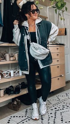 Legging Outfit Ideas, Midsize Fall Outfits, Layering Outfits Fall, Faux Leather Leggings Outfit, Legging Outfit, Leggings Outfit Fall, Fall Wardrobe Staples, Leather Leggings Outfit, Leather Legging