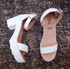 White Chunky Sandals, Graduation Shoes, Blue Sandals Heels, Casual Shoes Women Sneakers, Trendy Heels, Fashion Shoes Heels, Cute Shoes Heels, Shoes Heels Classy, Fashion Slippers