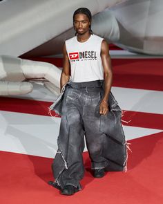 Diesel Spring 2023, Glenn Martens, Diesel Fashion, Spring 2023 Ready To Wear, 2023 Ready To Wear Collection, Diesel Denim, Denim Projects, Spring 2023