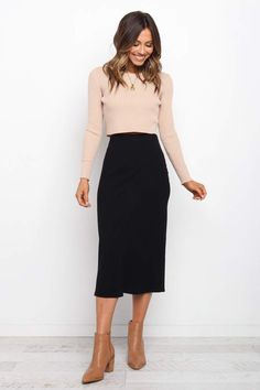 Cody Skirt - Black - Petal & Pup USA Business Casual Skirt, Classic Thanksgiving, Thanksgiving Outfit Ideas, Thanksgiving Outfit Women, Thanksgiving Outfits, Fall Inspo, Professional Attire, Outfit Women, Thanksgiving Outfit