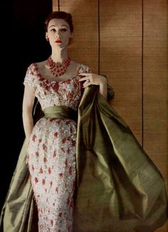 Broderies de corail L’Officiel #363, 1952 Photographer: Philippe Pottier Christian Dior, Spring 1952 Couture.  See our entire collection of Stoles at http://www.whitestole.com Parisienne Aesthetic, Fashion 1950, Fifties Fashion, Design Moda