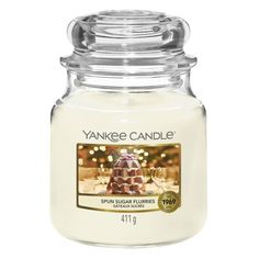 yankee candle with an image of a cake on it