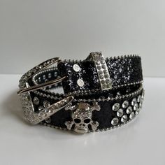 Y2k 2000s Skull Rhinestone Crystal Goth Emo Punk Belt Mad Opium These Belts Are Unisex! Faux Leather Beautiful Crystal Design One Size Fits Most 1.5w X 41.5l Brand New Bundle Bundle Bundle Belt With Rhinestones, Y2k Belts Aesthetic, Y2k Belts Women, Y2k Emo Jewelry, Emo Accessories 2000s, 2010s Accessories, Goth Accessories Diy, Emo Items, 2000 Belt