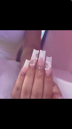 Quince Nail Ideas, White Baddie Nails, Light Pink Quince, Pink Quince Nails, White Prom Nails, White Tip Acrylic Nails, Bandana Nails