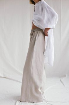 Linen Blend Wide Leg Jeans, Luxury Relaxed Fit Wide Leg Summer Pants, Luxury Cotton Wide Leg Pants For Summer, Luxury Wide-leg Summer Parachute Pants, Luxury Relaxed Fit Wide Leg Pants For Summer, Elegant Luxury Linen Wide Leg Pants, Luxury Wide-leg Parachute Pants For Summer, Luxury Modern Linen Wide Leg Pants, Luxury Oversized Pants For Spring