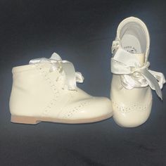 Genuine Leather Comes With 2 Pom-Poms To Attach To Shoe Lace (See Picture) Never Worn Made In Spain Ivory Cute Cream Non-slip Booties, Toddler Girl Shoes, Toddler Shoes, Kids Shoes, Shoe Laces, Pom Pom, Kids Shop, Genuine Leather, Cream