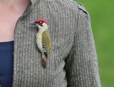 Bird needle felted brooch European green woodpecker / Shawl | Etsy Needle Felted Brooch, Green Woodpecker, Bear Felt, Felt Owls, Backpack Pins, Bird Watchers, Shawl Pin, Sheep And Lamb, Bird Pins