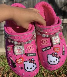 Bedazzled Shoes Diy, Bedazzled Shoes, Fluffy Shoes, Pink Crocs, Hello Kitty Shoes