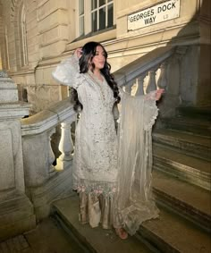 Asian Poses, Eid Poses, New Party Wear Dress, Pakistani Sharara, Dress Designs For Girls, Asian Clothes, Modest Summer Fashion, Desi Dress, Desi Outfits