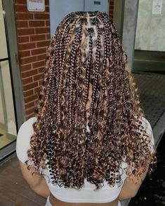 #fashion, #style, #outfitinspiration, #beauty Goddess Braids Mid Length, Winter Braided Hairstyles, Braids For Winter, Winter Braids, Hairstyles Mid Length, Holiday Braids, Ombre Braids, Hair Braid Patterns, Short Box Braids Hairstyles