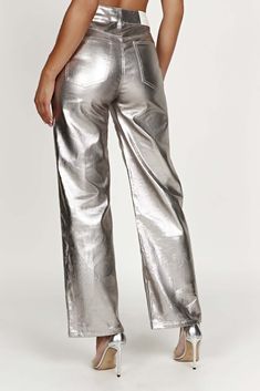 Metallic Straight Leg Jeans With Five Pockets, Metallic Shiny Straight Leg Bottoms, Metallic Straight Leg Pants With Five Pockets, Trendy High Rise Flare Jeans For Party, Shiny Straight Leg Bottoms For Fall, Fall Shiny Straight Leg Bottoms, Trendy Party Jeans With Straight Leg, Trendy Shiny Pants For Night Out, Trendy Straight Leg Party Jeans