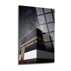 the ka'bah at night with stars in the sky above it canvas wall art print