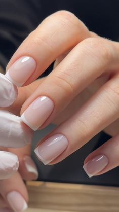 французский маникюр Sophisticated Nails, French Manicure Nails, Subtle Nails, Nagel Tips, Minimalist Nails, Classy Nails, Makati, Chic Nails