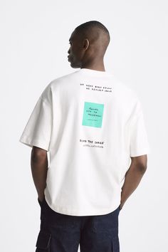 Zara Tshirt, Streetwear Tshirt Design, White Tshirt Men, Tshirt Design Inspiration, Slogan Tshirt