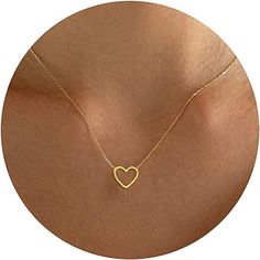 💛 Unleash your inner romantic with our Heart Necklace Design, featuring a delicate and intricate tiny heart on a beautiful chain necklace. This minimal and simple design is perfect for adding a touch of elegance and charm to your everyday look. 💛 Our Heart Necklace comes in a convenient 17" long chain with a 2" EXTENDER adjustable feature, ensuring the perfect fit for any neck size. And to make it even more special, we've upgraded our packaging with durable pouches - the perfect place to store Heart Pendant Necklace Gold, Magnetic Necklace, Heart Necklaces, Trending Jewelry, Four Leaf Clover Necklace, Pendant Choker, Heart Pendant Gold, Dainty Gold Necklace, Heart Chain