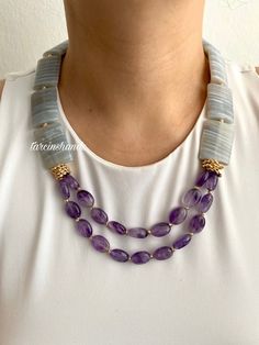 💜Make a bold statement with our **Gold-Plated Bohemian Necklace featuring striking **Large Gray Chalcedony** stones and multistrand **Amethyst** accents. 💎 **Chalcedony Stones The necklace showcases large rectangular chalcedony stones in a beautiful gray hue with white marble-like veins, adding an elegant and earthy touch. 🌸 **Multistrand Amethyst At the center, multiple strands of amethyst stones create a rich and vibrant contrast to the chalcedony, giving the necklace a luxurious and sophis Large Bead Necklace, Autumn Necklace, Amethyst Stones, Bold Necklace, Chalcedony Stone, Necklace Layered, Necklace Chunky, Natural Stones Necklace, Handmade Fashion Jewelry