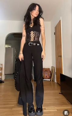 Cool Outfits Edgy, Bartender Outfit, Outfits Edgy, Boho Summer Outfits, Oufits Casual, Kirk Hammett, Pastel Outfit, Outfit Inspo Fall, Goth Fashion